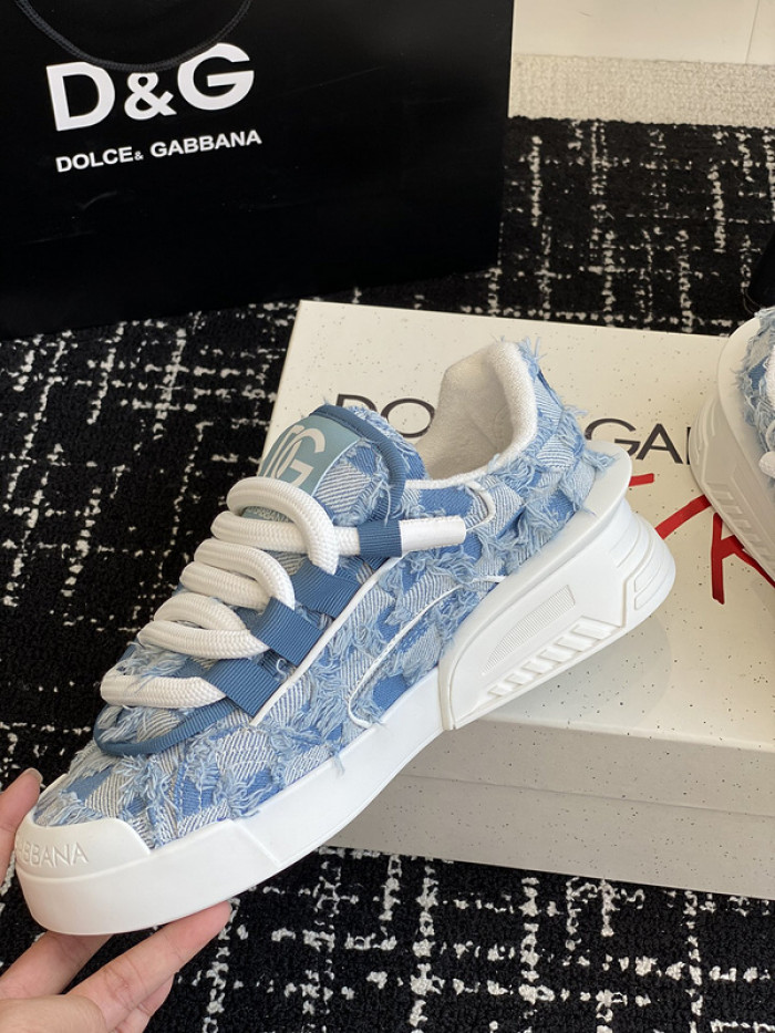 D.G. Sneakers DG210-236