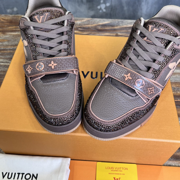 1V SNEAKERS 1V0425-221