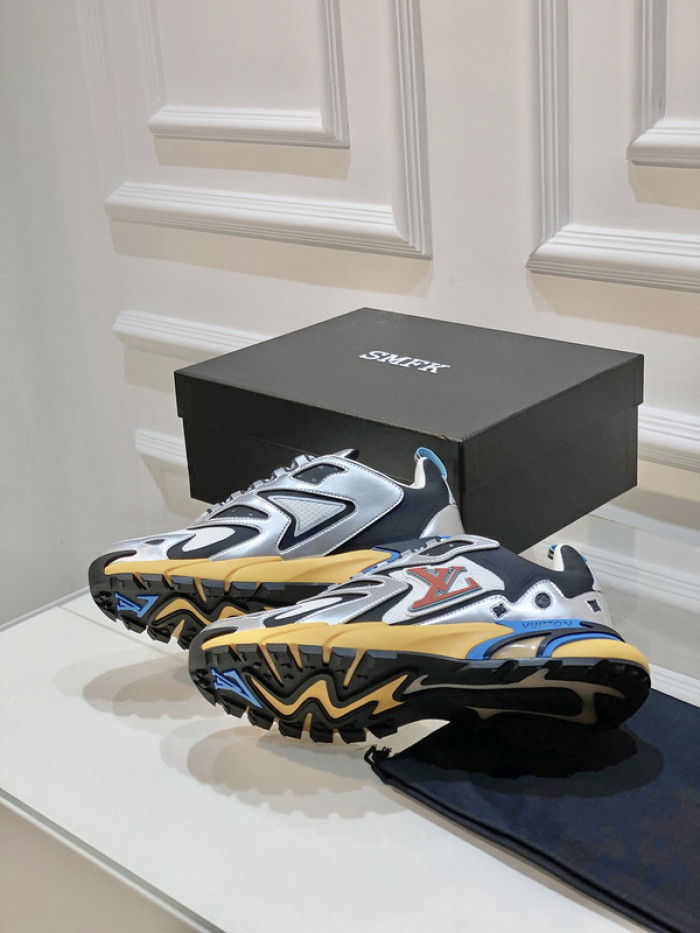 1V SNEAKERS 1V0425-235