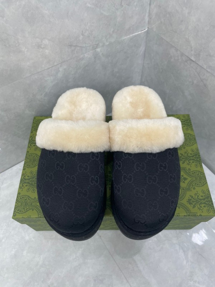 Gv*c SLIPPERS GU568-114