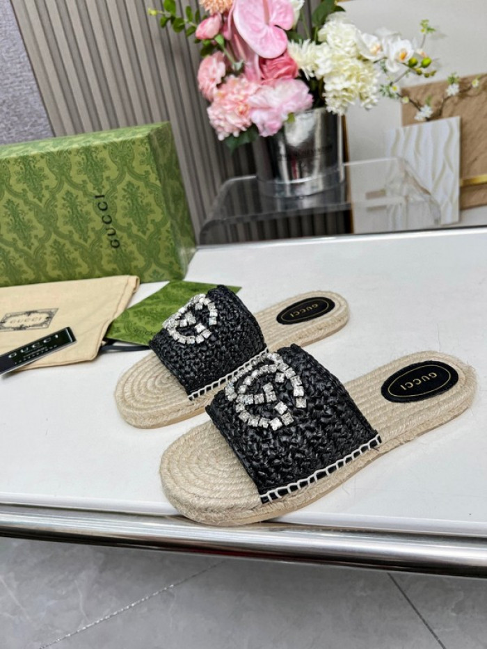 Gv*c SLIPPERS GU568-122