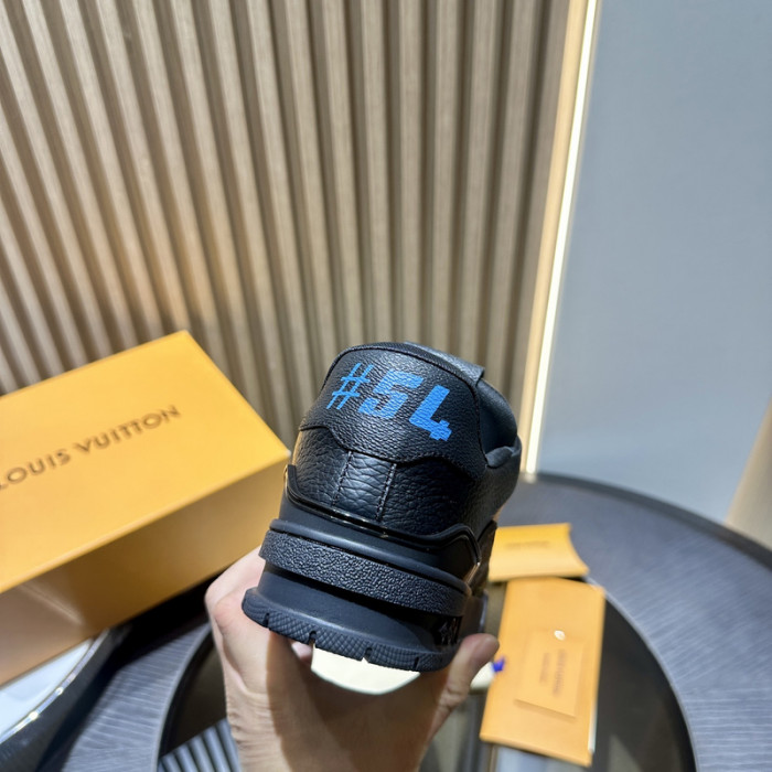 1V SNEAKERS 1V0425-257