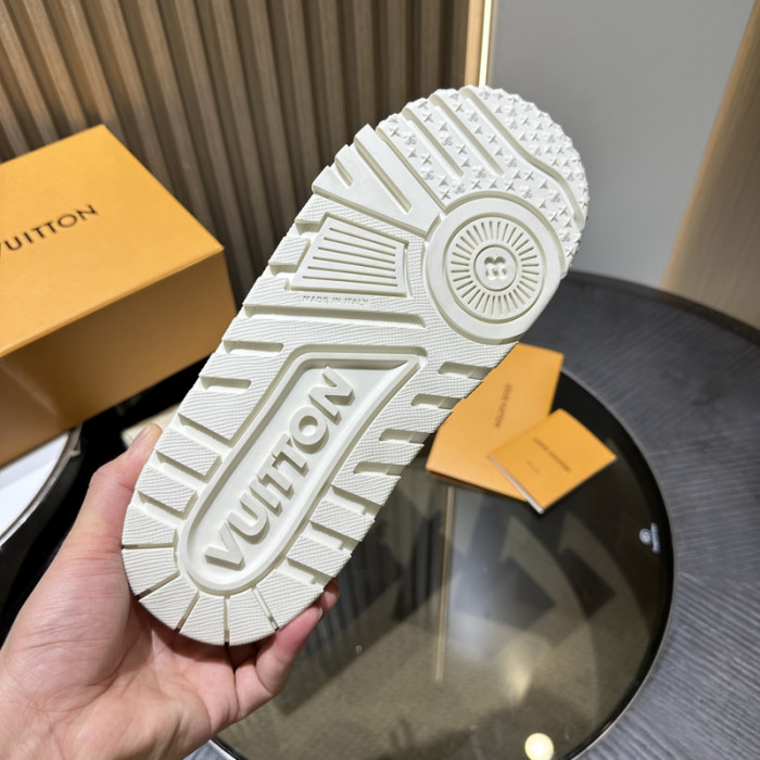 1V SNEAKERS 1V0425-258