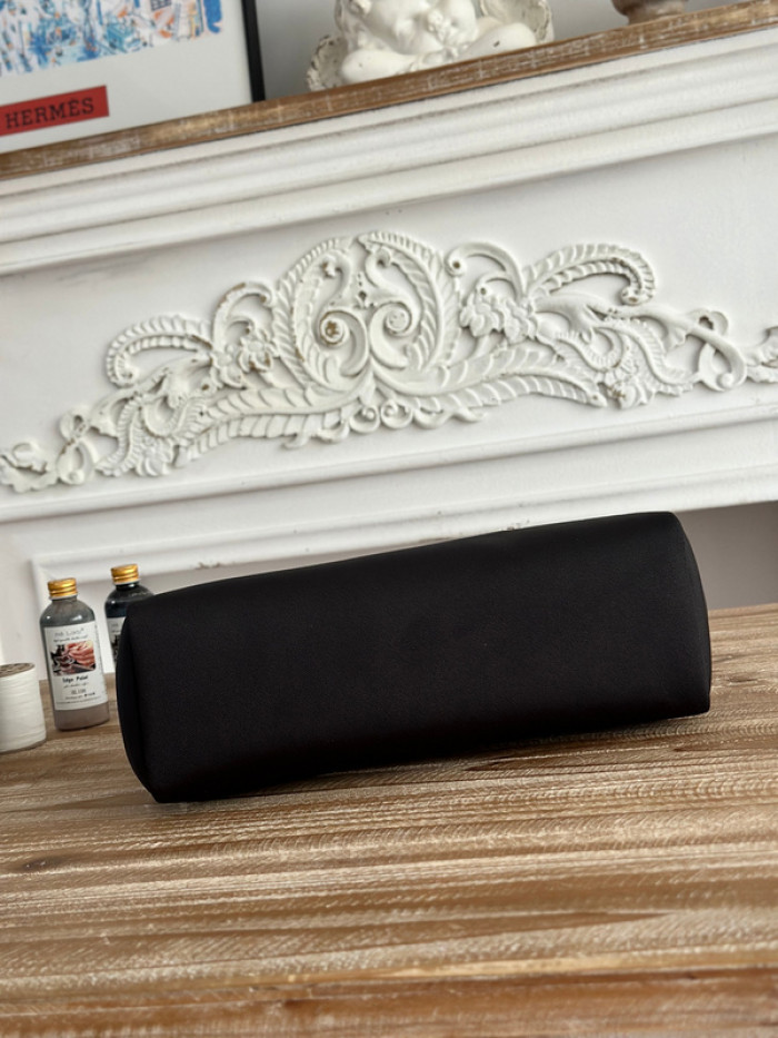 Her*mes bag B0113-196