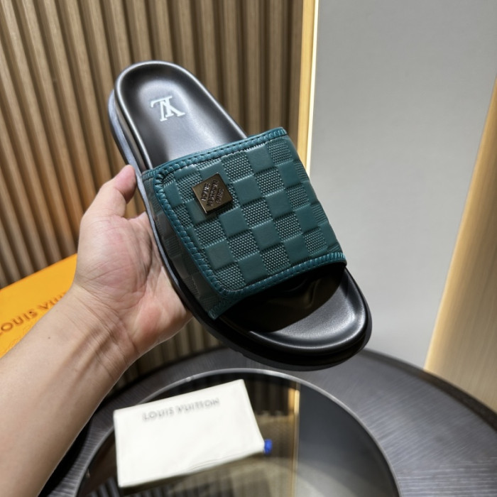 1*V SLIPPERS 11V0107-068