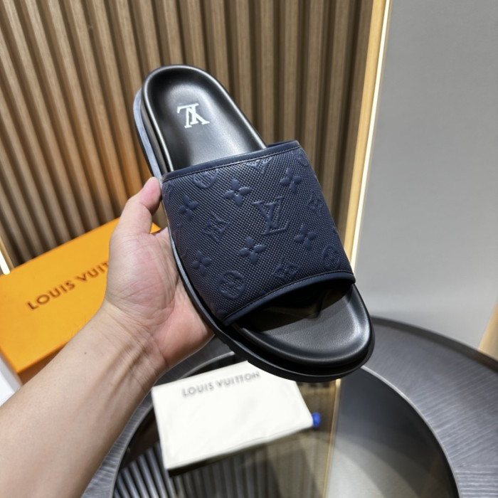 1*V SLIPPERS 11V0107-073