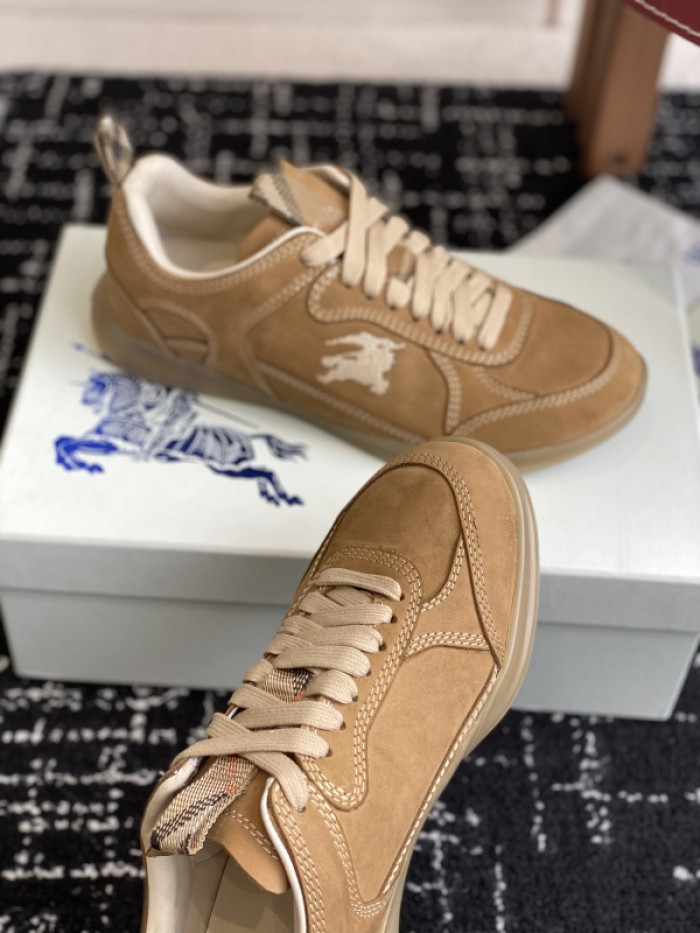 BBY SNEAKER BY00107