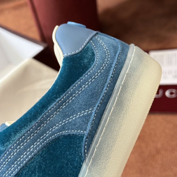 Gv*c TRAINER SNEAKER GU58203-2428