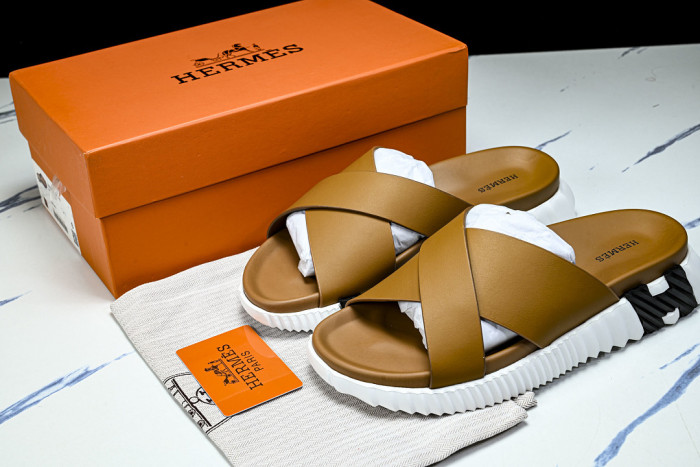 He*mes Slide CU526-2179
