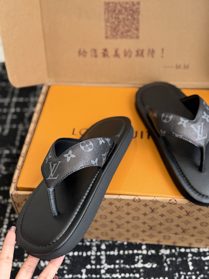1*V SLIPPERS 11V0107-168