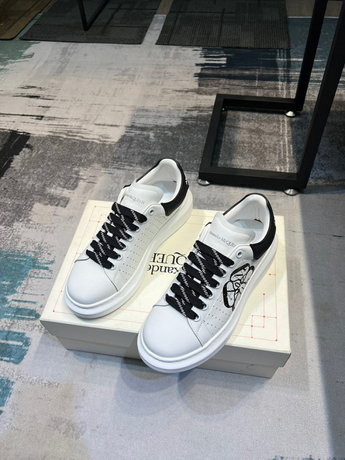 A1EXANDER M*QUEEN SNEAKERS WHGP7-141