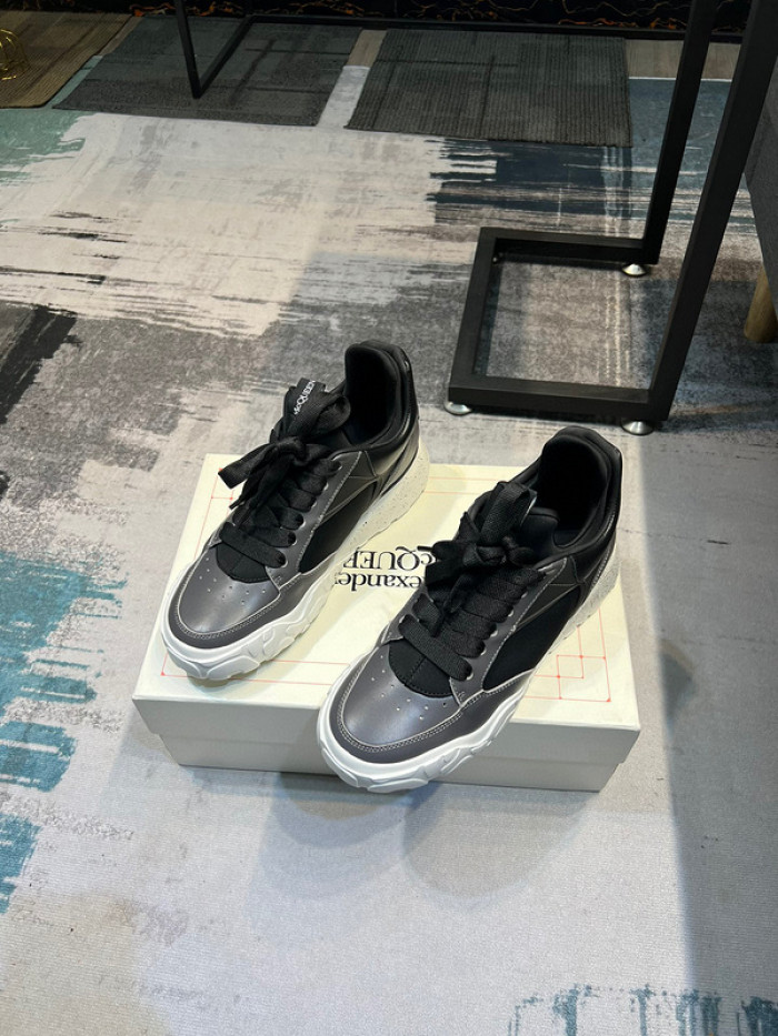 A1EXANDER M*QUEEN SNEAKERS WHGP7-149