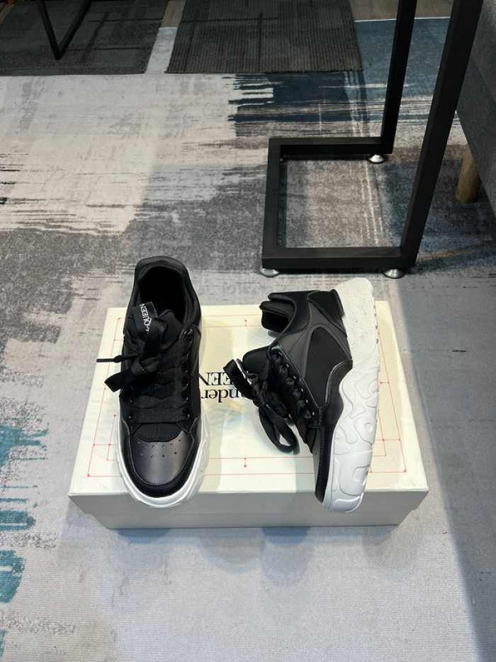 A1EXANDER M*QUEEN SNEAKERS WHGP7-152