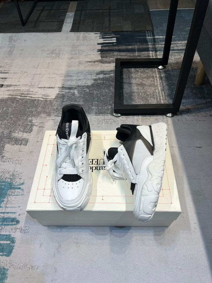 A1EXANDER M*QUEEN SNEAKERS WHGP7-153