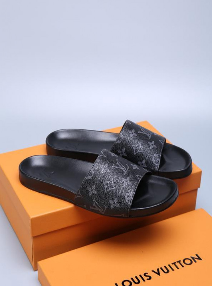 1*V SLIPPERS 11V0107-038