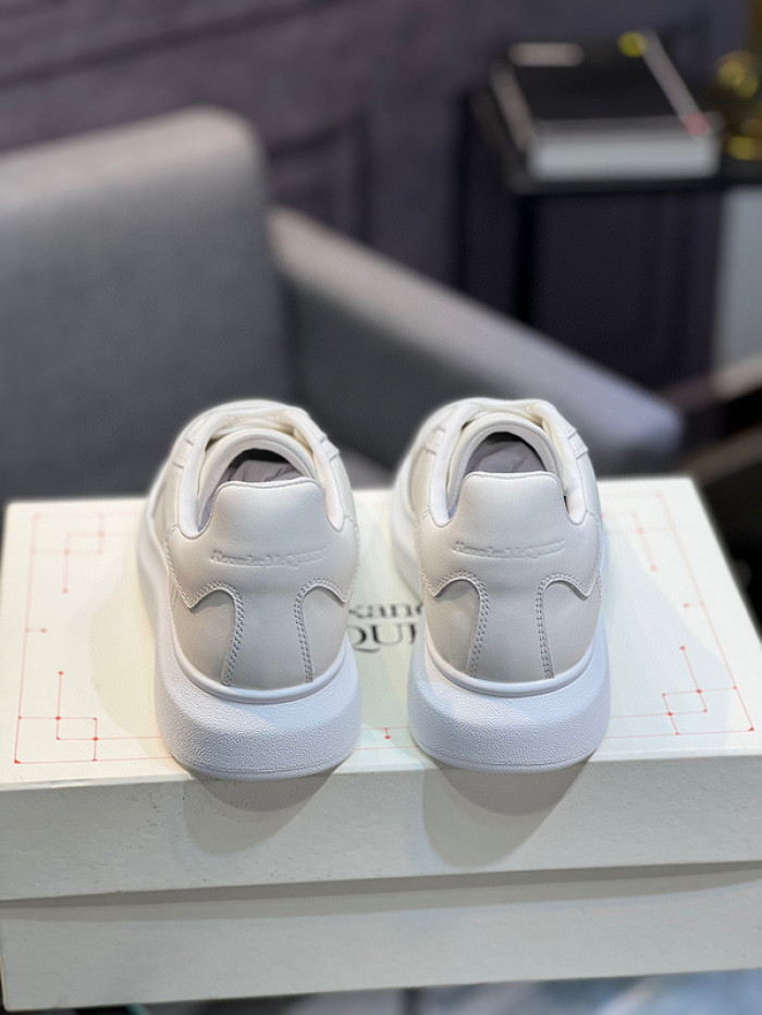 A1EXANDER M*QUEEN SNEAKERS WHGP7-70