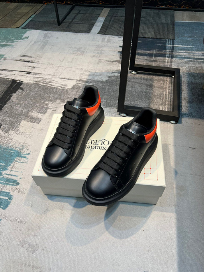 A1EXANDER M*QUEEN SNEAKERS WHGP7-81