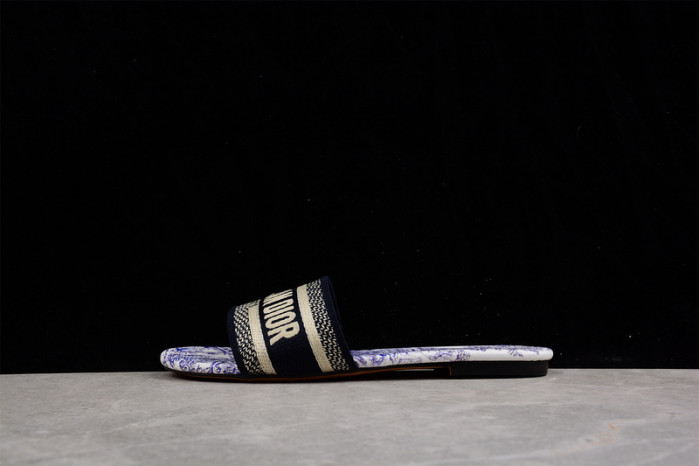 DIOR SLIPPERS
