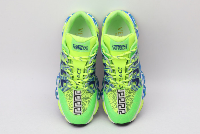 vers chain reaction sneakers