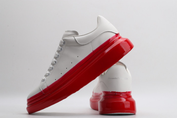A1exa*der Mcqv*en SNEAKERS