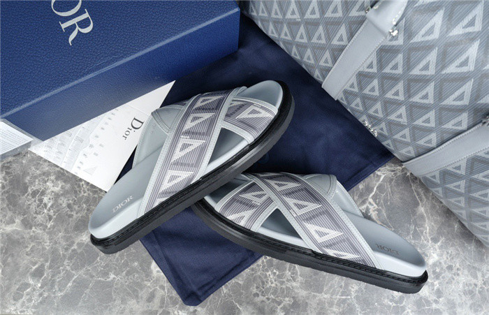 DIOR SLIPPERS