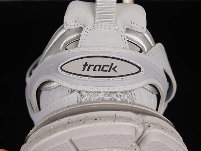 blcg track trainer w2rb29001