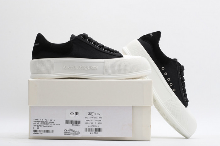 A1exa*der Mcqv*en SNEAKERS MC5563-034