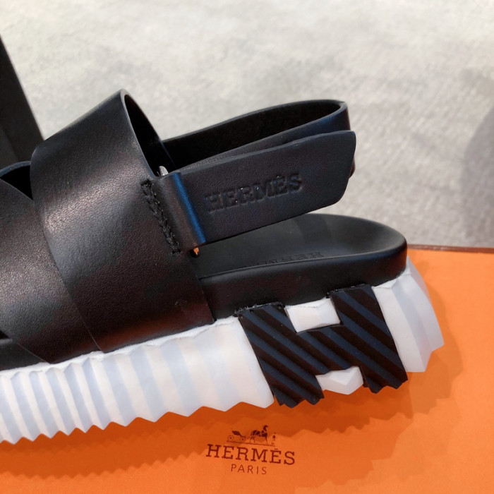 he*mes slide cu526-2079