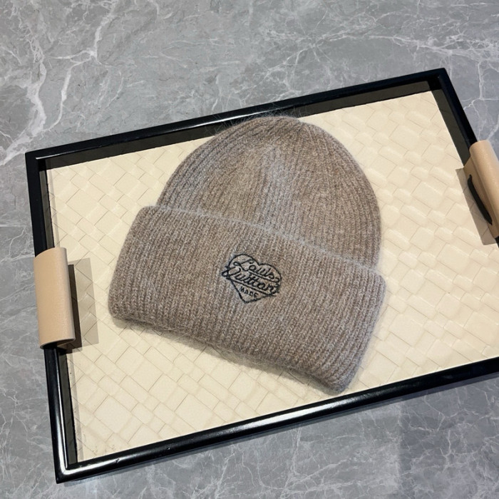 1v HAT0229-0507