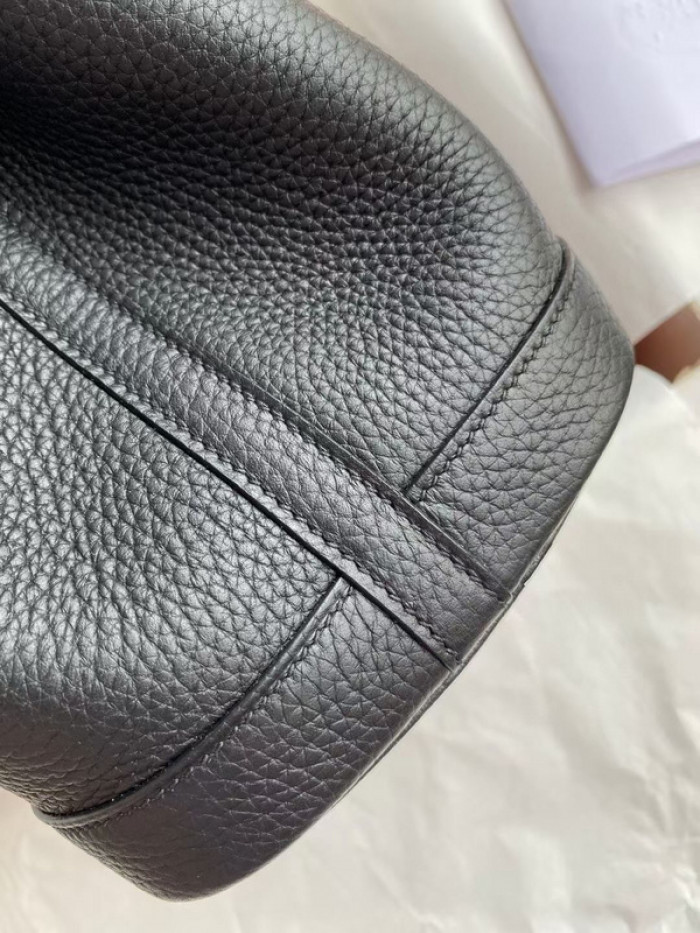 Her*mes bag B0113-195