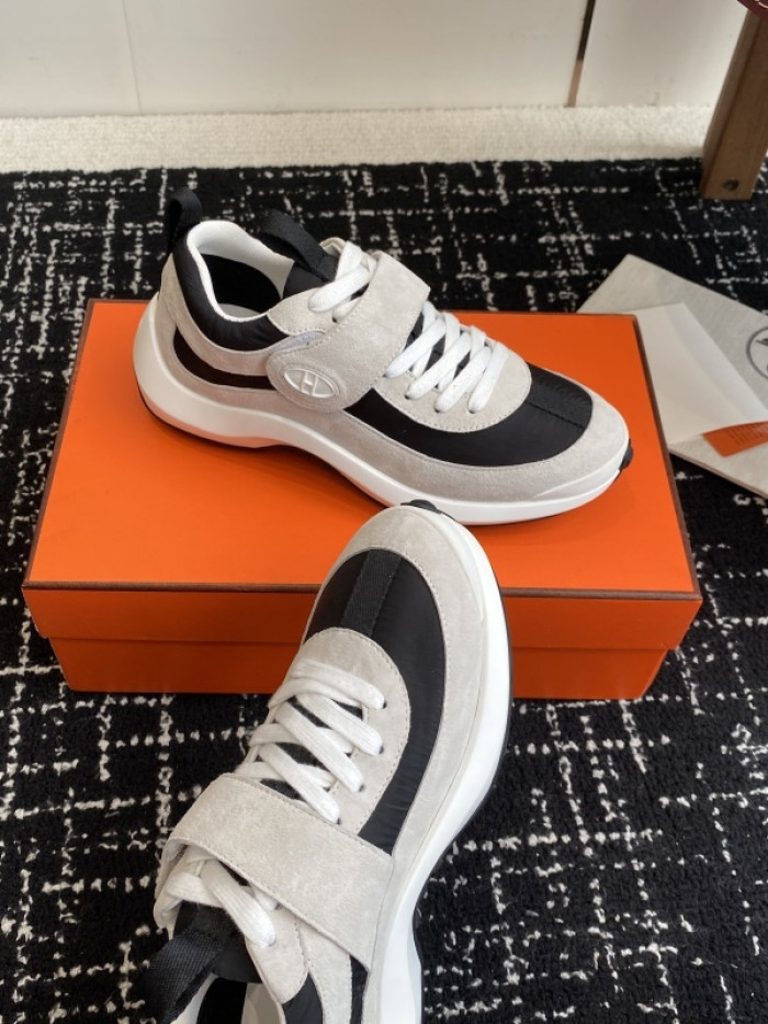 HER*MES SNEAKER HM1028-131