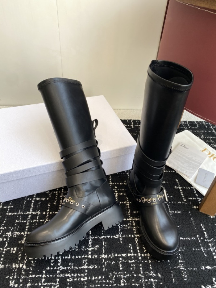 D10R Boots D897-171