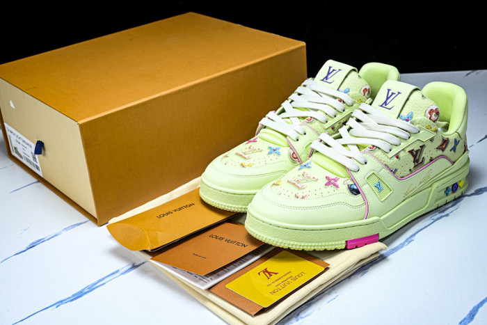1V TRAINER 1VTR037