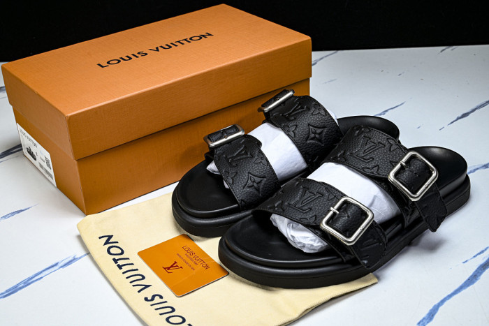 1*V SLIPPERS 11V0107-103