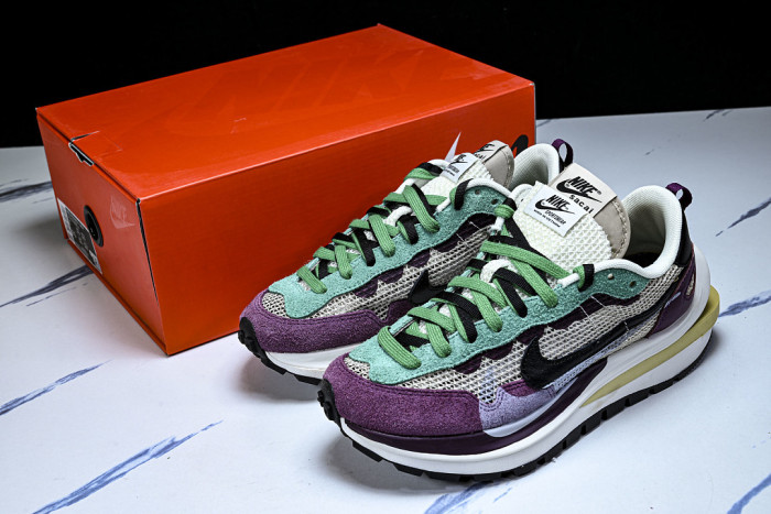 sacai x Nike VaporWaffle SP 