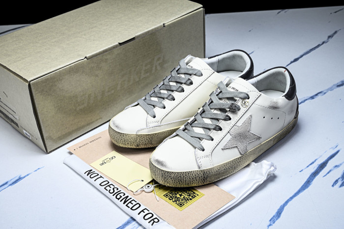 G01den G003e SNEAKERS GGS00045