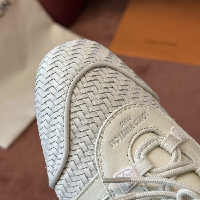 1V SHOES 1VS950