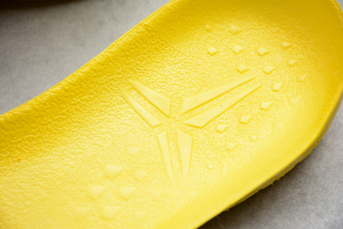 nike zoom kobe 8 viii black yellow grey basketball shoes 555286-077