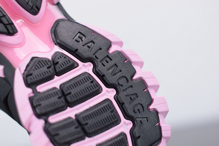 blcg track trainer pink and black 542436 w3ac1 1050