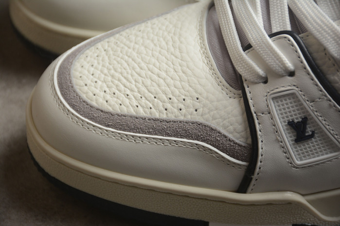 1V SNEAKERS 1V0425-005