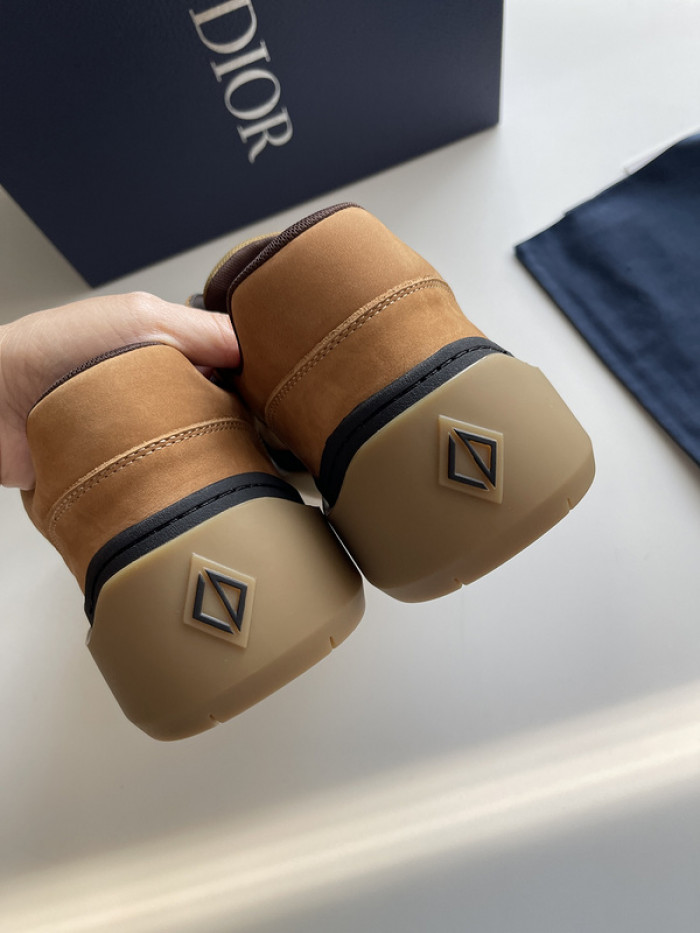 D10R SNEAKERS D896-109