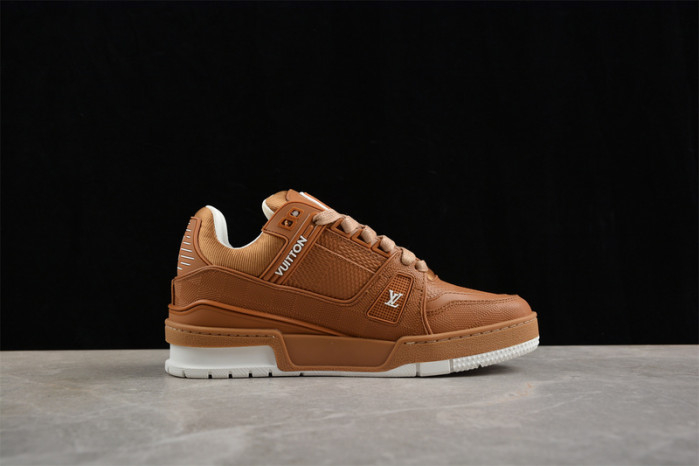 1V TRAINER 1V0425-324