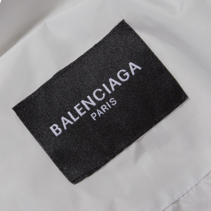 BALENCI*GA mon0926-156
