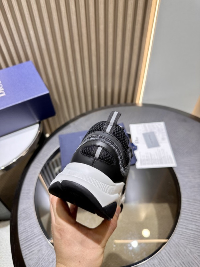 D10R B22 TRAINER SNEAKER DR258-0072