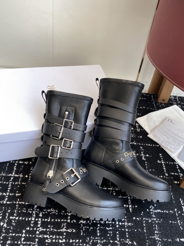 D10R Boots D897-173