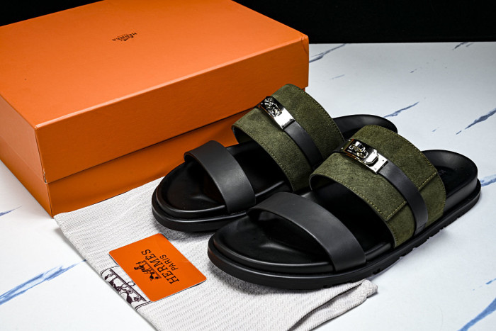 He*mes Slide CU526-2197
