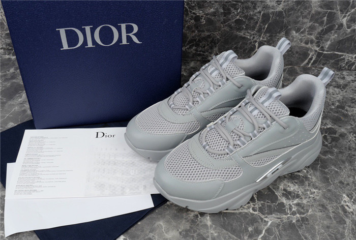 D10R B22 TRAINER SNEAKER 002-2555
