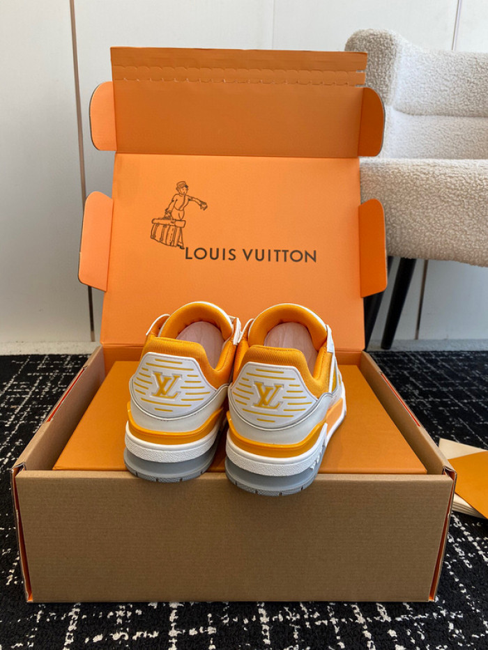 1V SNEAKERS 1V0425-090