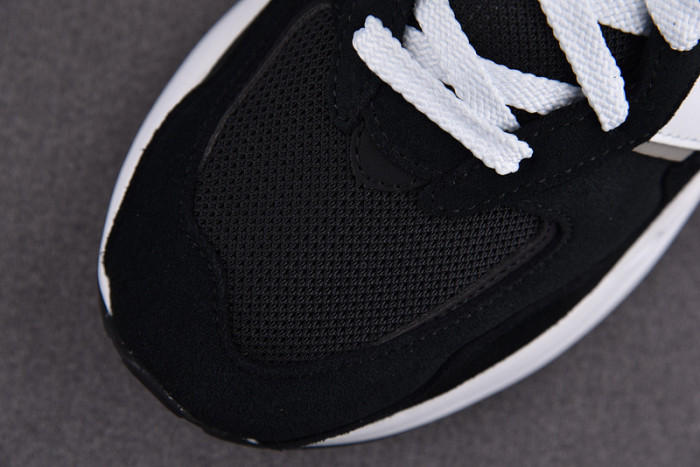 new balance 57/40 team black - m5740cb