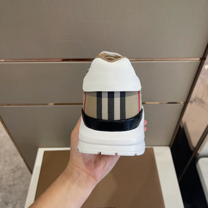 BBY SNEAKER BY0053